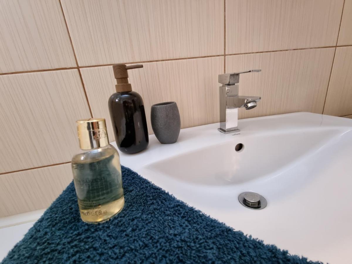 Charming & Cozy, Ultracentral Apt In Iasi Bagian luar foto